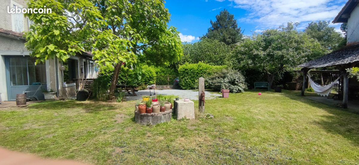 Maison 8 pièces 218 m² · à Sabres · 218 m² · 320 000 €