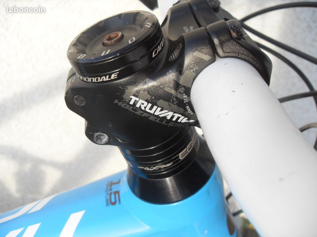 Cannondale Jekyll génération 2 gen II 26p 26" M mavic crossmax sram 2x9 X5 X9 full suspension Fox très réglable + LO MTB Vtt bleu enduro leger 13,8kg revisé super état hormis petit poc 26 pouce +-2013 (image 12)