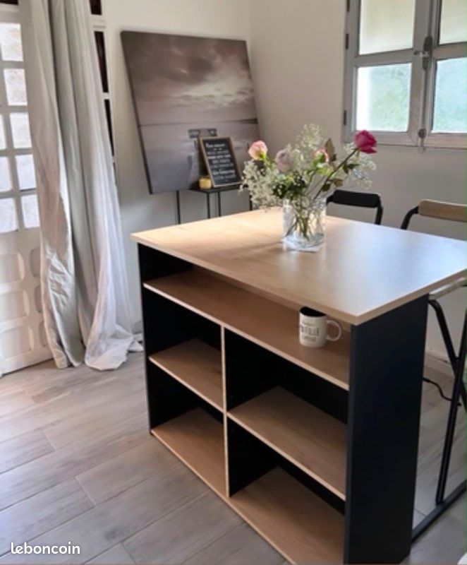Table haute avec rangement (image 1)