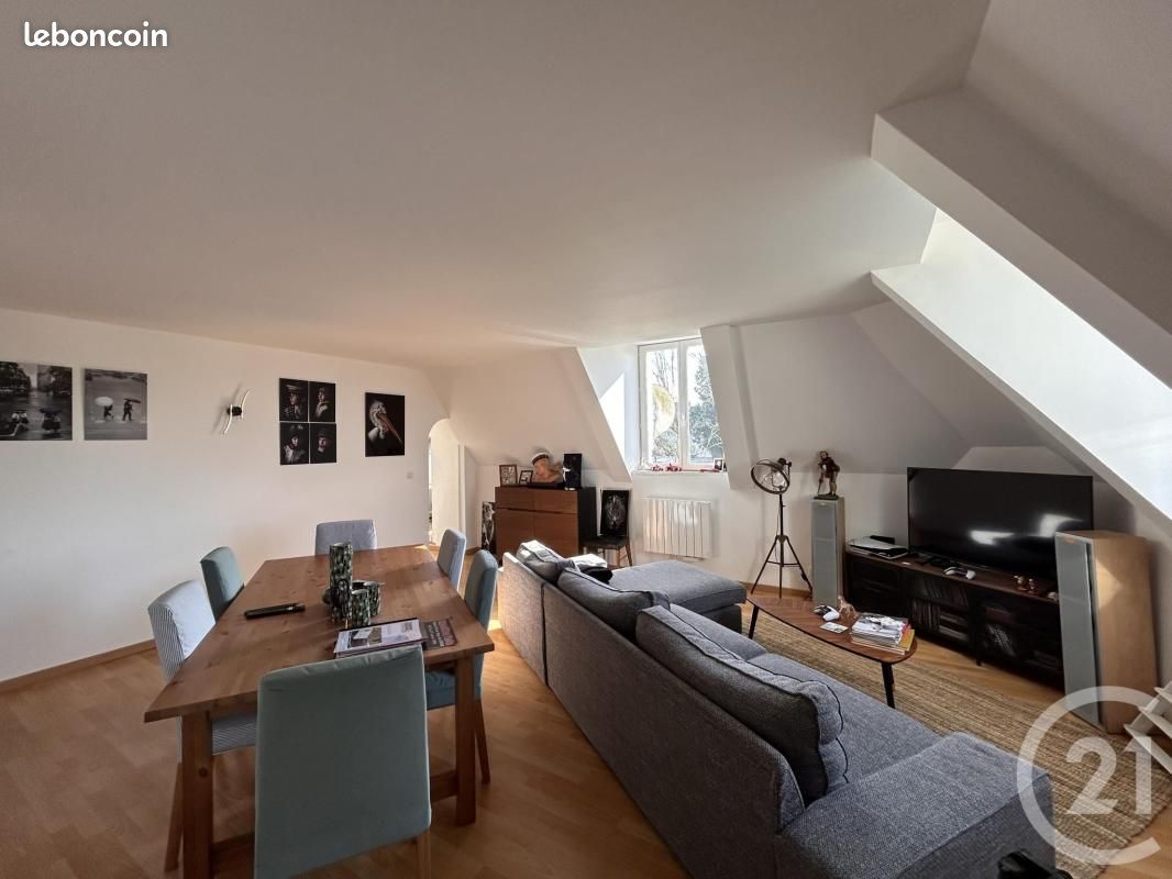 Appartement 4 pièces 135 m² · à Lisieux · 135 m² · 198 000 €