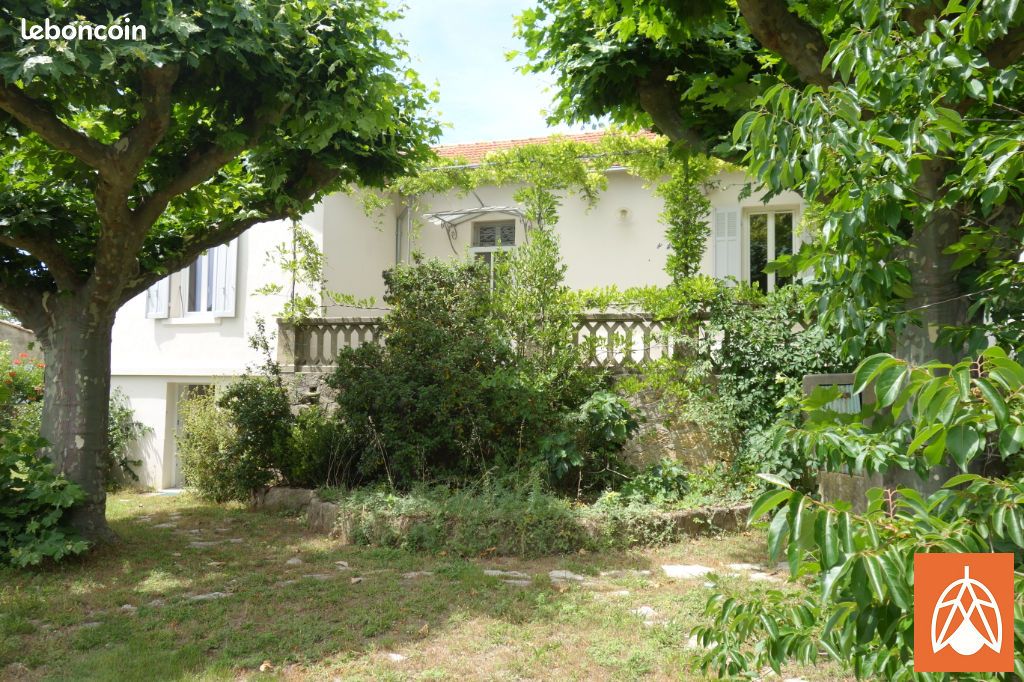 Maison a louer salon-de-provence - 4 pièce(s) - 103 m2 - Surfyn