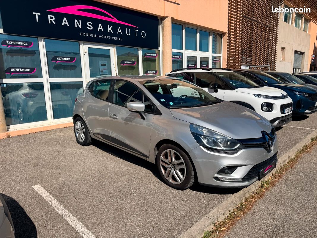 RENAULT CLIO IV BUSINESS dCi 90 Energy eco2 (image 1)