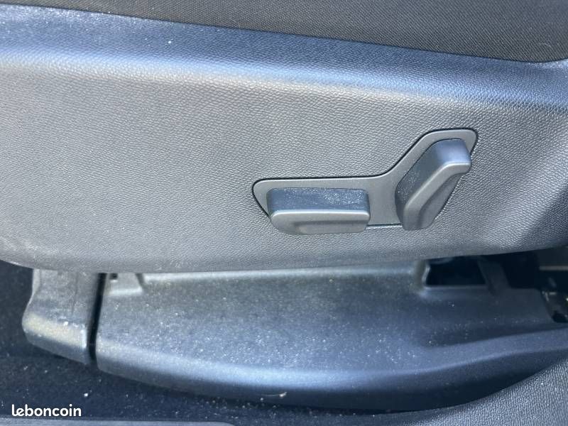 Citroën C5 Aircross Hybride Rechargeable 225 e-EAT8 Shine Pack (image 15)