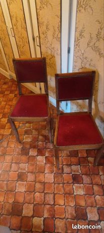 Lot 36 chaises CHR velours rose poudré et piètement bois noir occasion -  VENDU