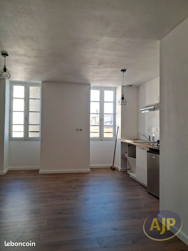 Appartement 1 pièce 29 m² · à Jonzac · 29 m² · 440 €/mois