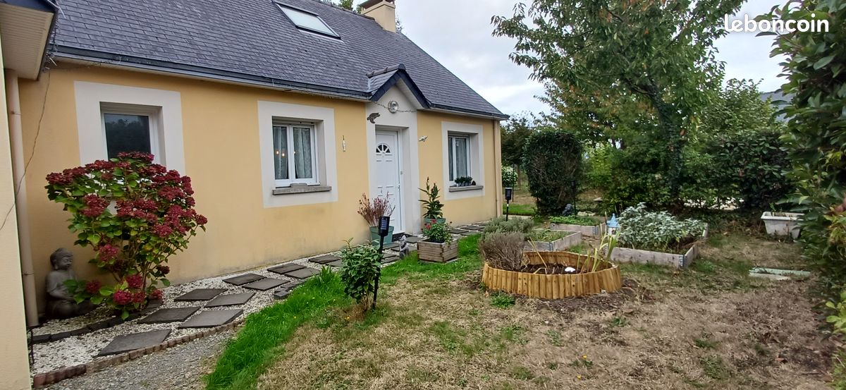 Maison 6 pièces 104 m² · à Chasné-sur-Illet · 104 m² · 280 000 €