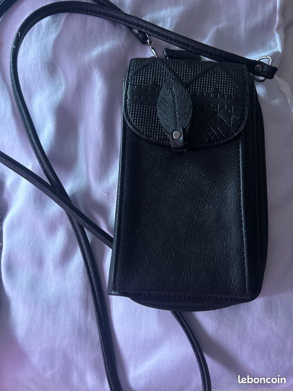 Petit sac téléphone (image 1)