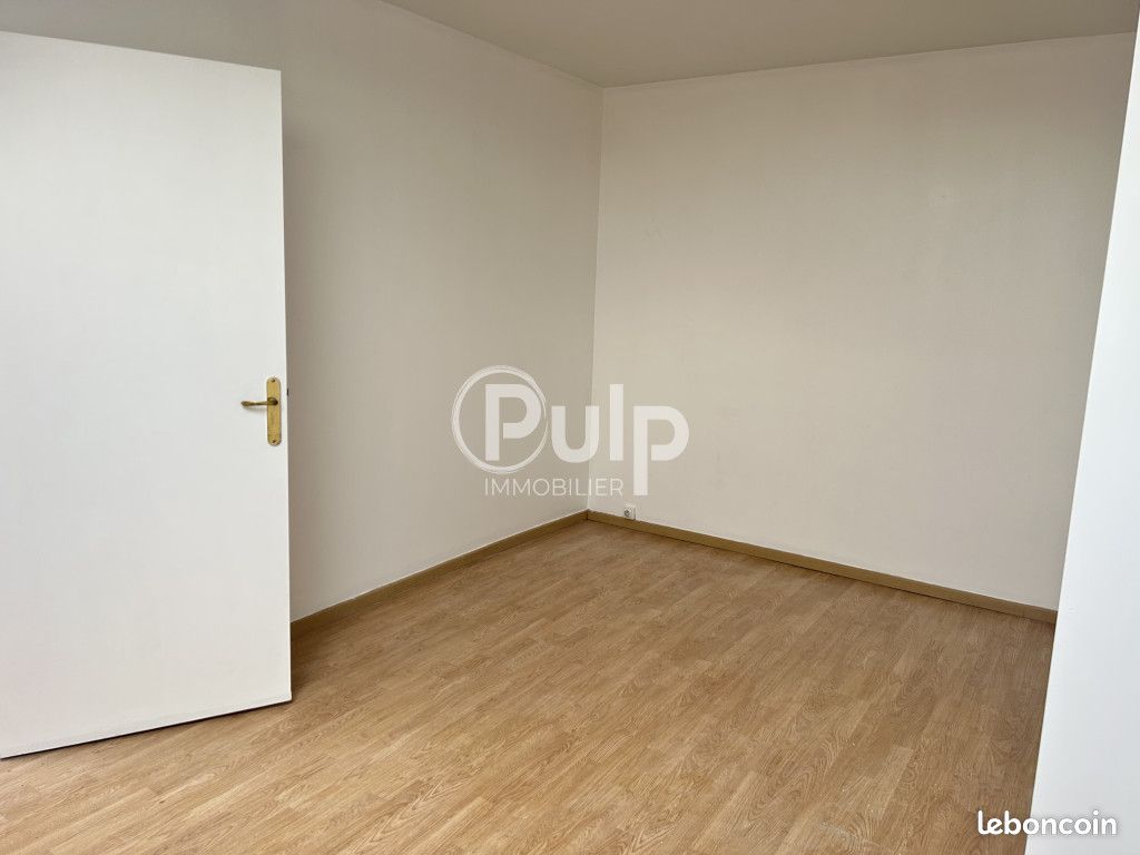 Appartement 4 pièces 95 m² · à Hénin-Beaumont · 95 m² · 680 €