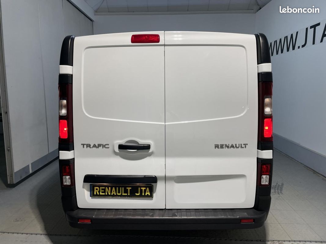 RENAULT TRAFIC L1H1 3000 Kg 2.0 Blue dCi - 130 Euro 6e III FOURGON Fourgon Confort L1H1 PHASE 3 (image 7)