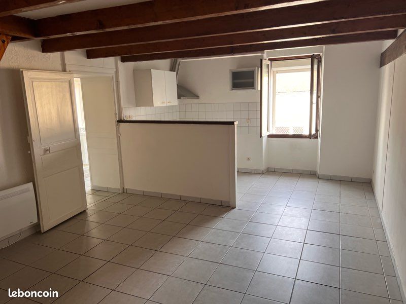 Appartement 3 pièces 65 m² · à Ambarès-Et-Lagrave · 65 m² · 710 €