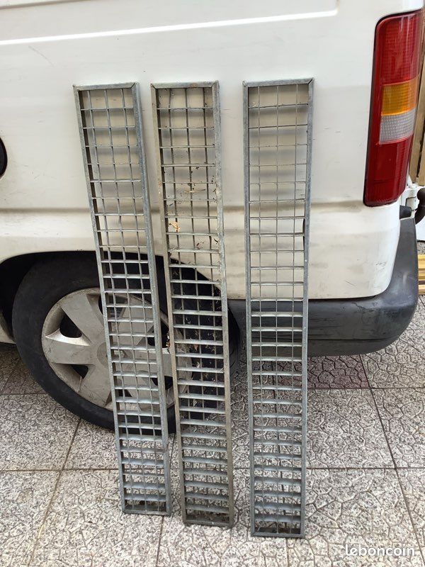 Grille caniveau (image 1)