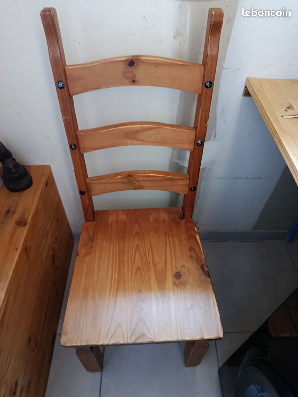 Lot De 5 Chaises En Pin Massif Design Scandinave Reiner Daumiller Annees 70 Lot De 5 Chaises En Pin Massif Design Scandinave Reiner Daumiller Annees 70