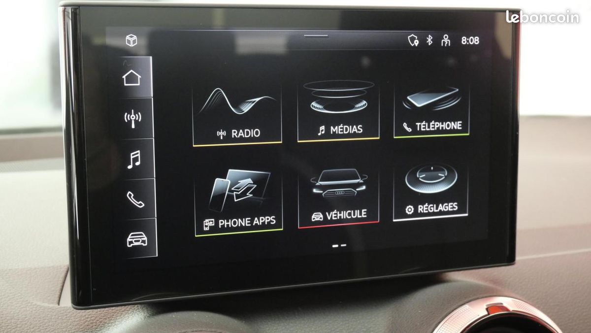 Audi Q2 35 TFSI 150 S tronic 7 Design (image 3)