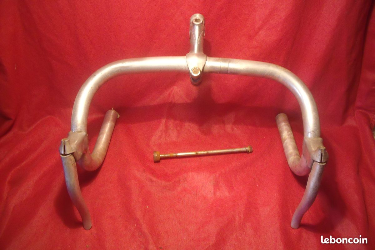 GUIDON POUR VELOS ANCIENS DE COURSE ANNEES 50's / 60's