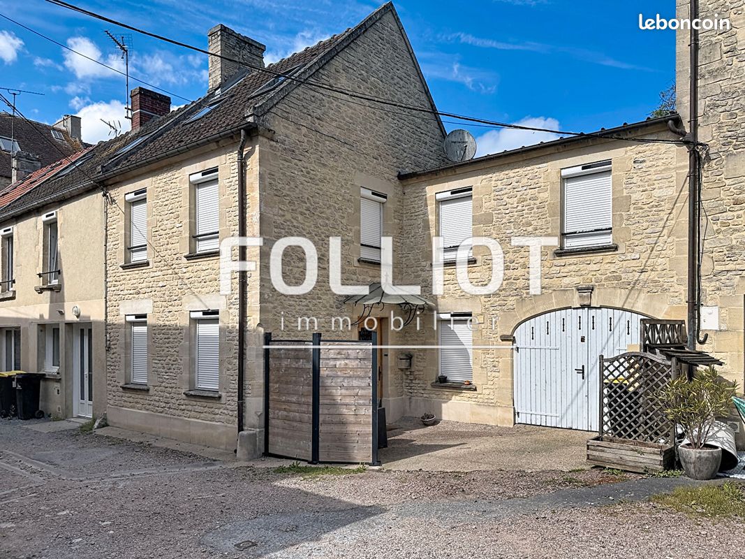 Maison 5 pièces 89 m² · à Creully sur Seulles · 89 m² · 220 300 €