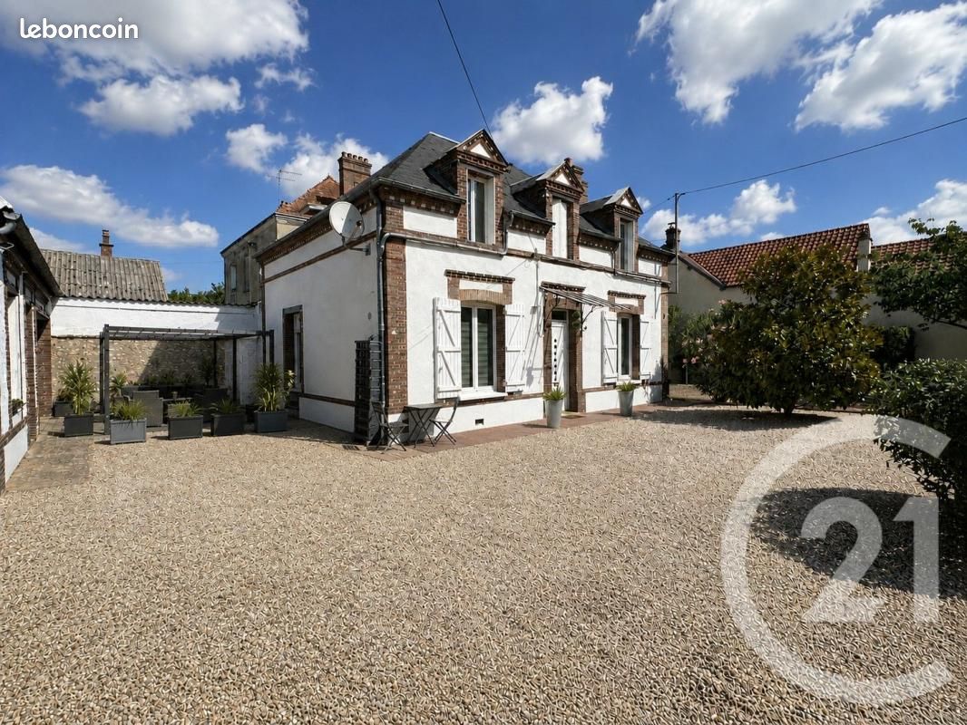 Maison 6 pièces 130 m² · à Ézy-sur-Eure · 130 m² · 336 000 €