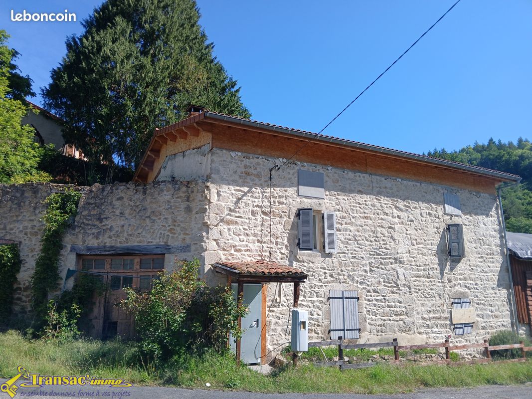 Maison 5 pièces 113 m² · à Augerolles · 113 m² · 54 500 €