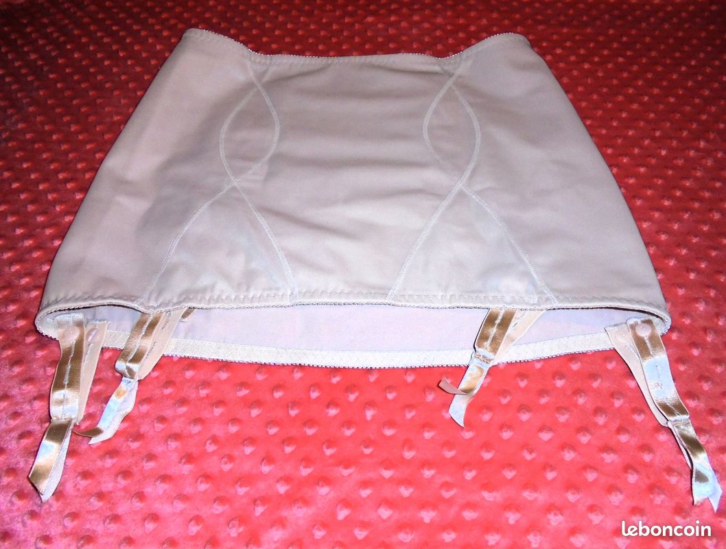 Gaine Porte-jarretelles Vintage La Belle - Taille XXXXL (115), Beige - Neuf Avec étiquettes