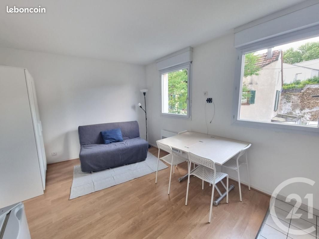 Appartement 1 pièce 22 m² · à Villecresnes · 22 m² · 700 €