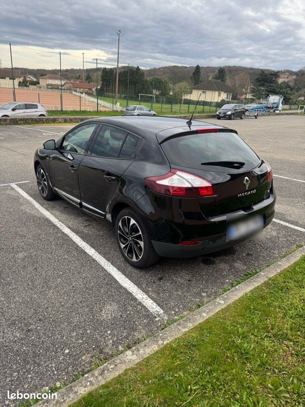 renault-m-gane-3-sport-bose-voitures