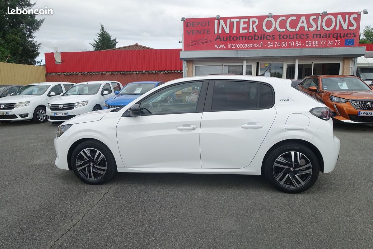 Peugeot 208 1.2 PURETECH 75CH S&S STYLE (image 4)