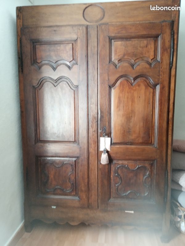 Armoire ancienne Loraine (image 1)