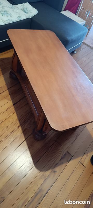 Table basse en chêne massif (image 1)