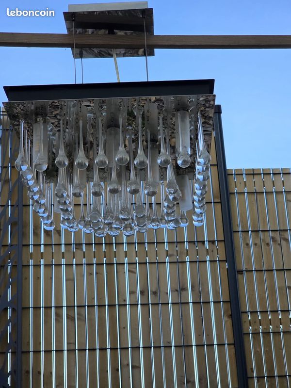 Plafonnier en cristal carré – L’élégance suspendue (image 3)