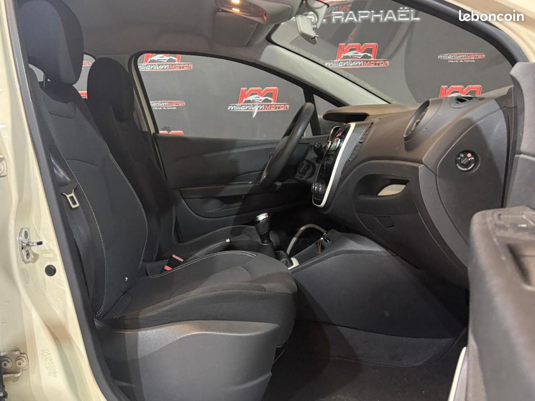 RENAULT CAPTUR 0.9 Energy TCe - 90ch - ZEN - GARANTIE 6 MOIS (image 13)