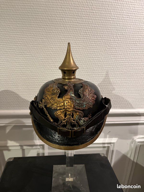 Casque à Pointe D'officier Allemand - Reproduction WW1 - Laiton Et Cuir - Taille Unique