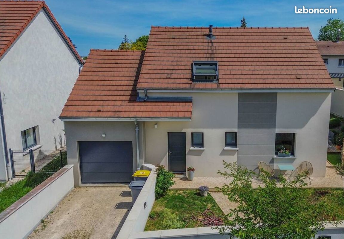 Maison 6 pièces 108 m² · à Is-sur-Tille · 108 m² · 1 300 €