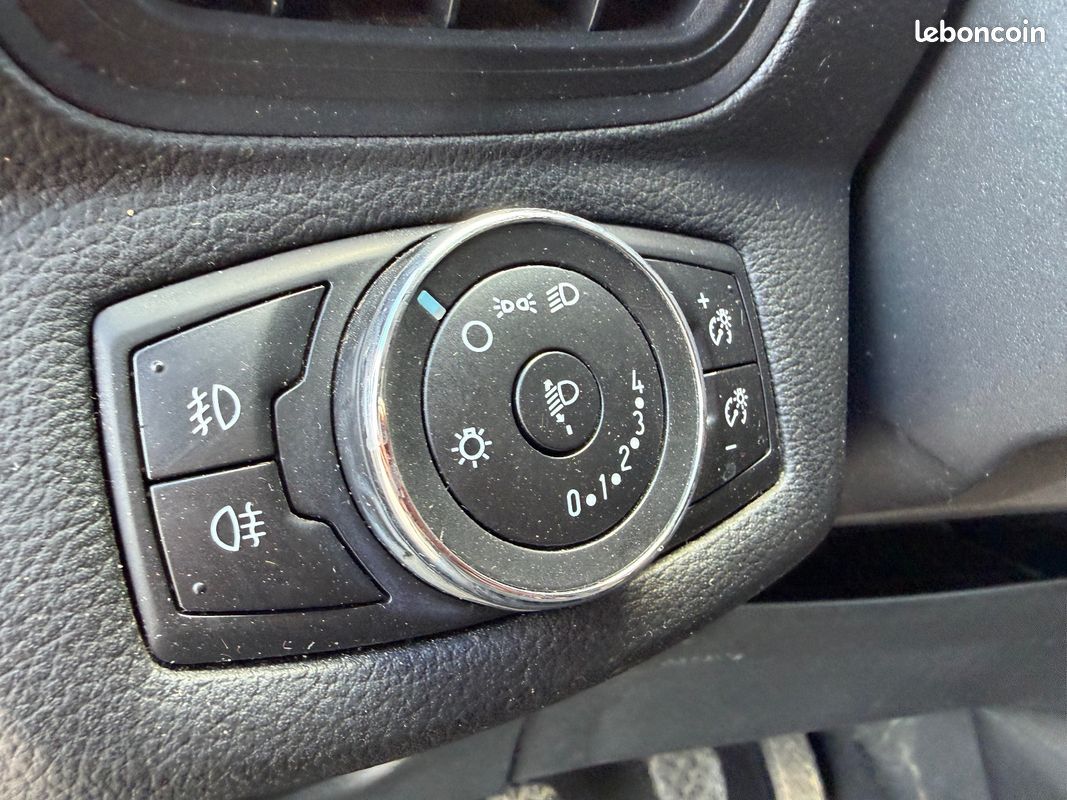 FORD B-MAX 1.0 EcoBoost 100 SS Trend (image 21)