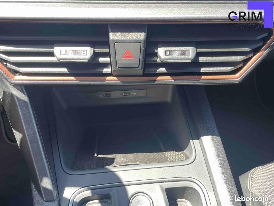 CUPRA Leon Sportstourer 1.5 eTSI 150 ch DSG7 V (image 9)