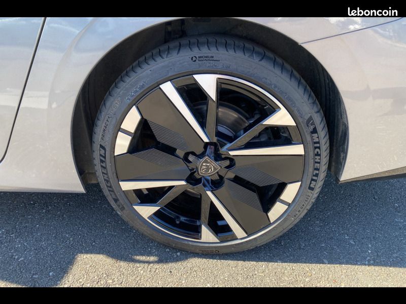 Peugeot 308 SW Plug-in Hybrid 195 ch e-DCS7 GT (image 12)