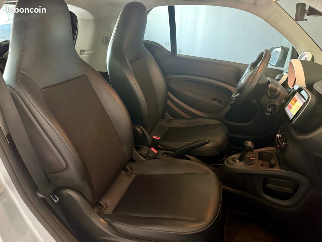 Smart fortwo electric pure 17.6kwh (image 6)