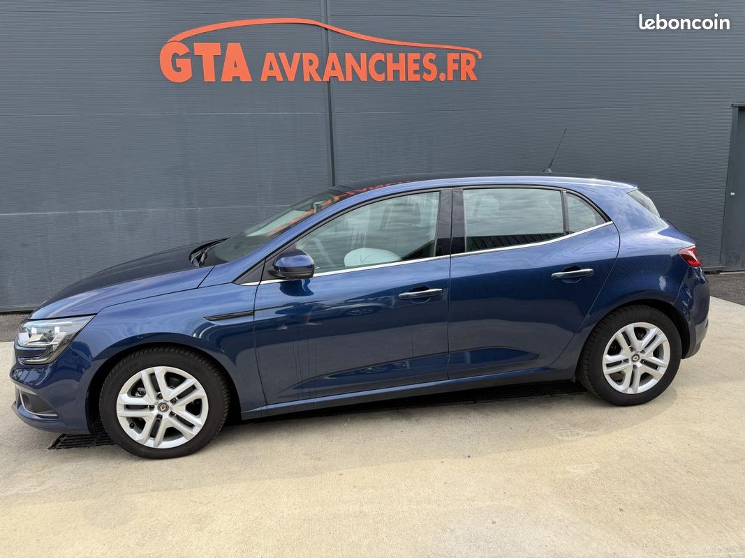 RENAULT MEGANE Mégane IV Berline dCi 110 Energy Business (image 2)
