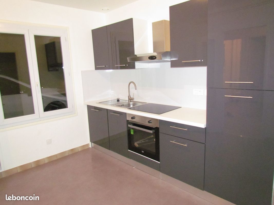 Maison 6 pièces 81 m² · à Pierrefitte-sur-Loire · 81 m² · 110 000 €