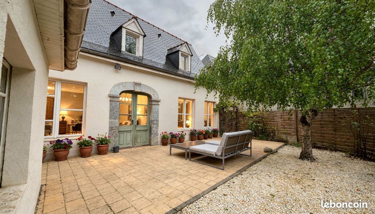 Maison 6 pièces 120 m² · à Bénac · 120 m² · 210 000 €