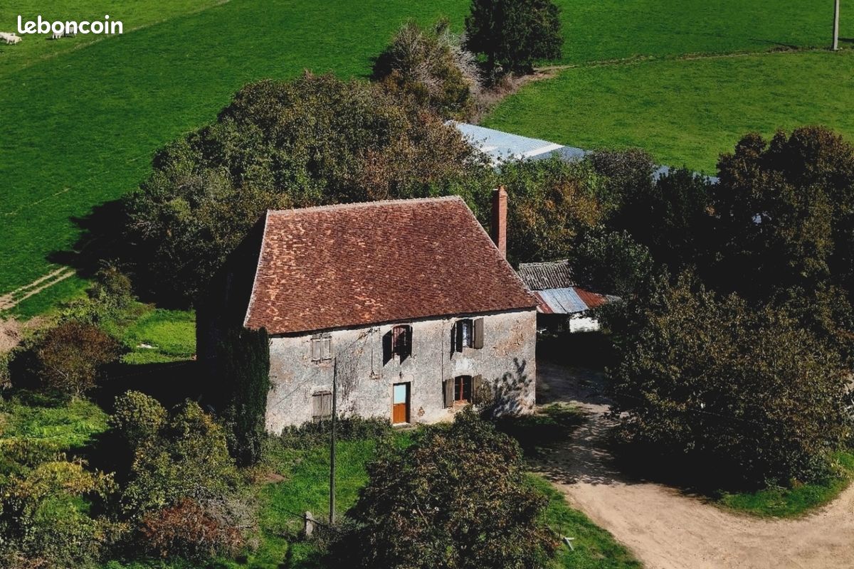 Maison 10 pièces 167 m² · à La Châtre · 167 m² · 425 000 €