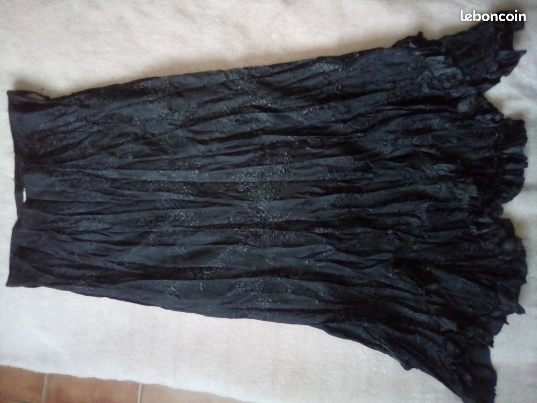 Jupe longue noir (image 1)