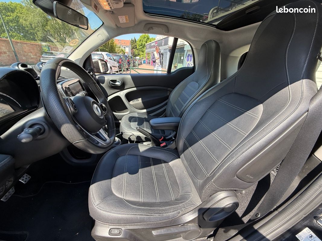 SMART FORTWO COUPE 0.9 90 ch SS BA6 Prime (image 7)