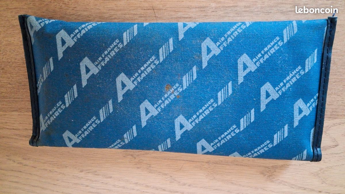Trousse de voyage pochette Air France Premium. Neuve Bleu