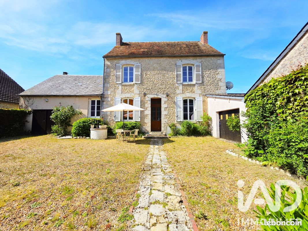 Maison 6 pièces 150 m² · à Louville-la-Chenard · 150 m² · 199 000 €