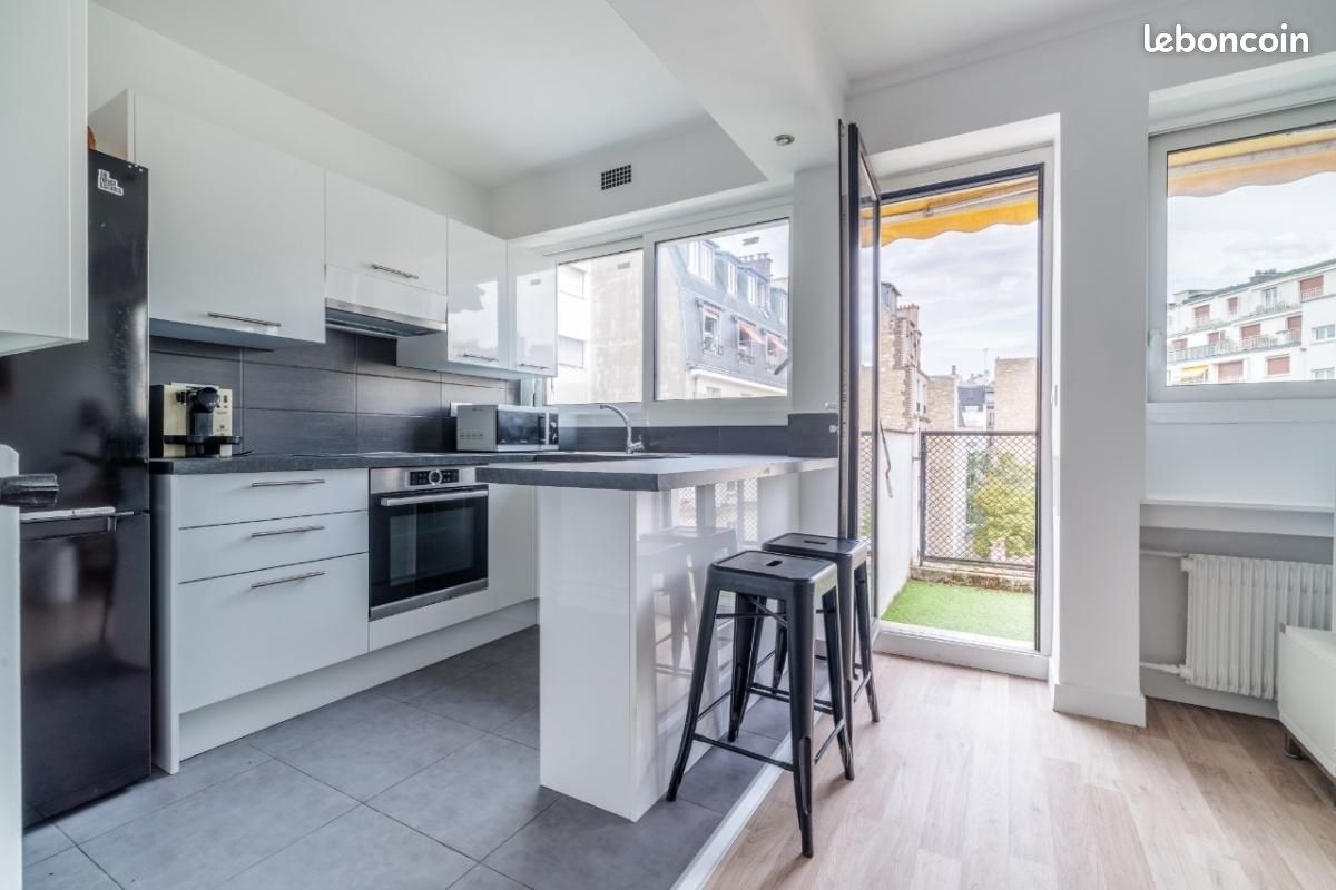 Appartement 2 pièces 42 m² · à Paris · 42 m² · 1 900 €/mois