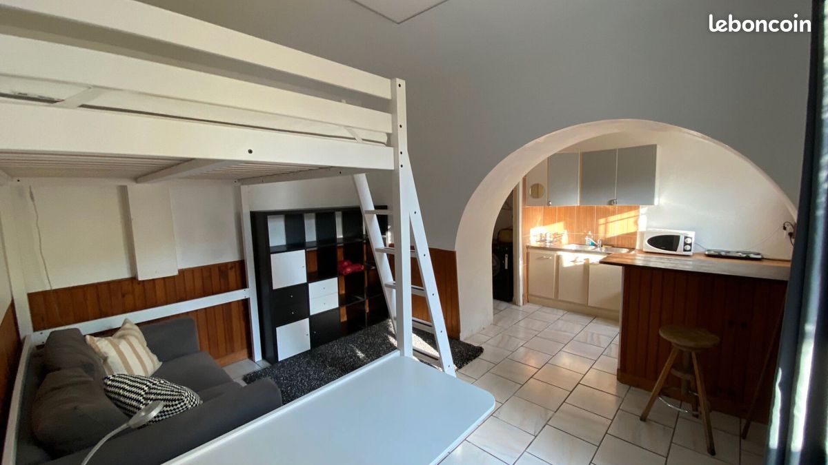Appartement 1 pièce 20 m² · à Bures-sur-Yvette · 20 m² · 750 €/mois