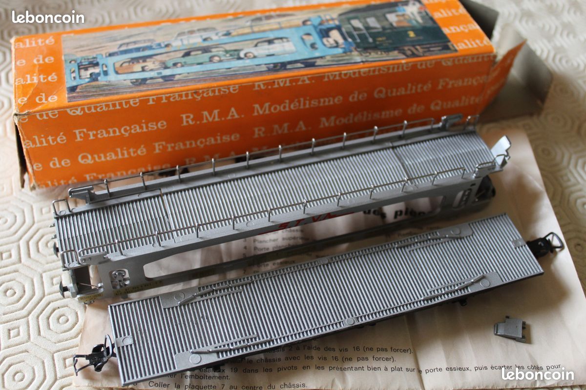 Train RMA CPMR lot de 7 wagons et voitures divers HO - Collection