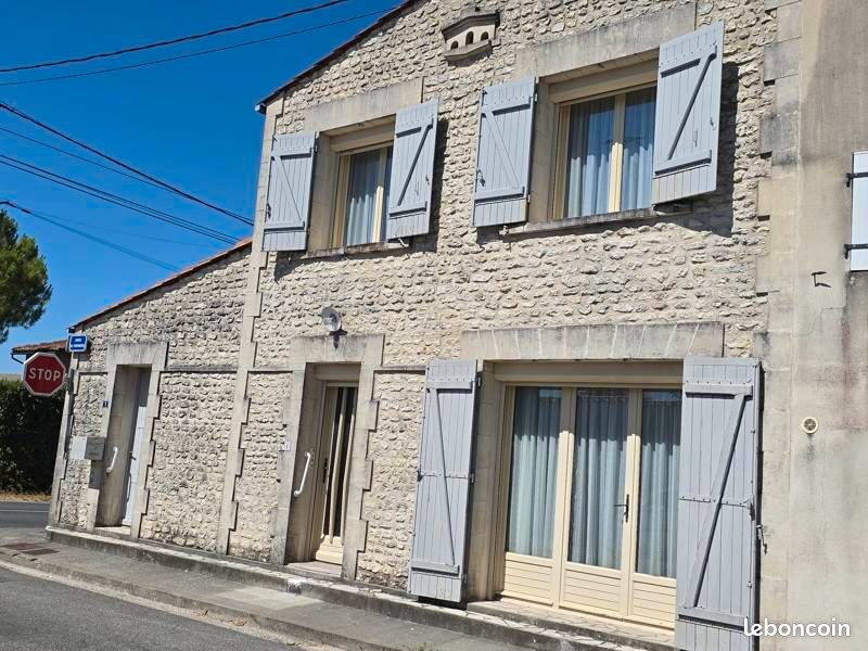Maison 3 pièces 93 m² · à Archiac · 93 m² · 81 360 €