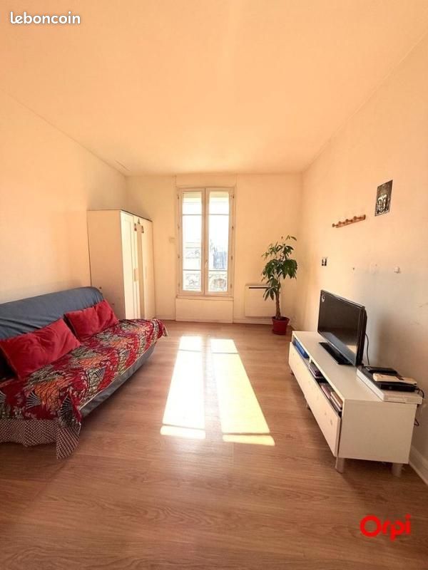 Appartement 1 pièce 28 m² · à Drancy · 28 m² · 130 275 €