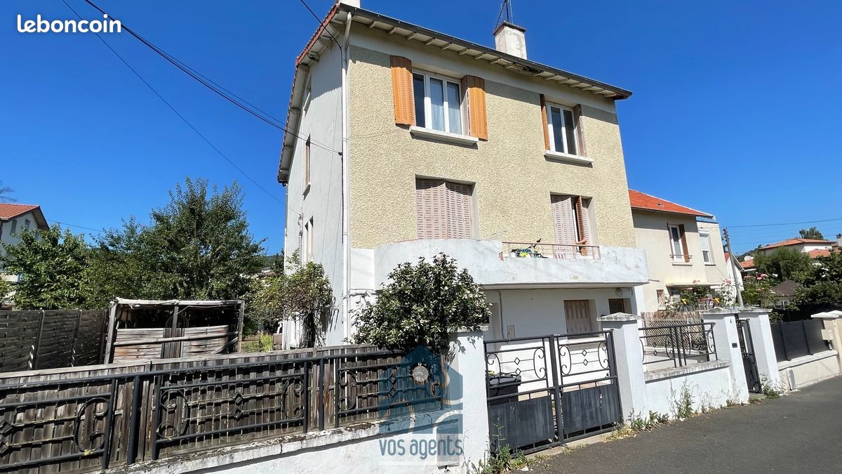 Immeuble 8 pièces 204 m² · à Beaumont · 204 m² · 428 450 €