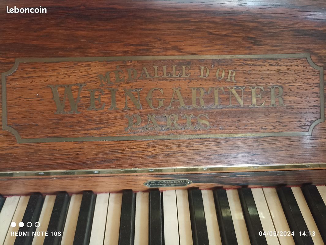 Piano (image 4)